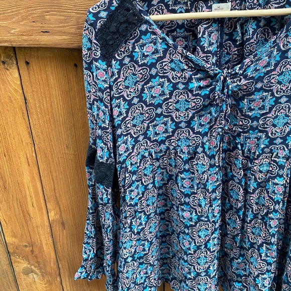 Adorable patterned long sleeve - Picture 6 of 8